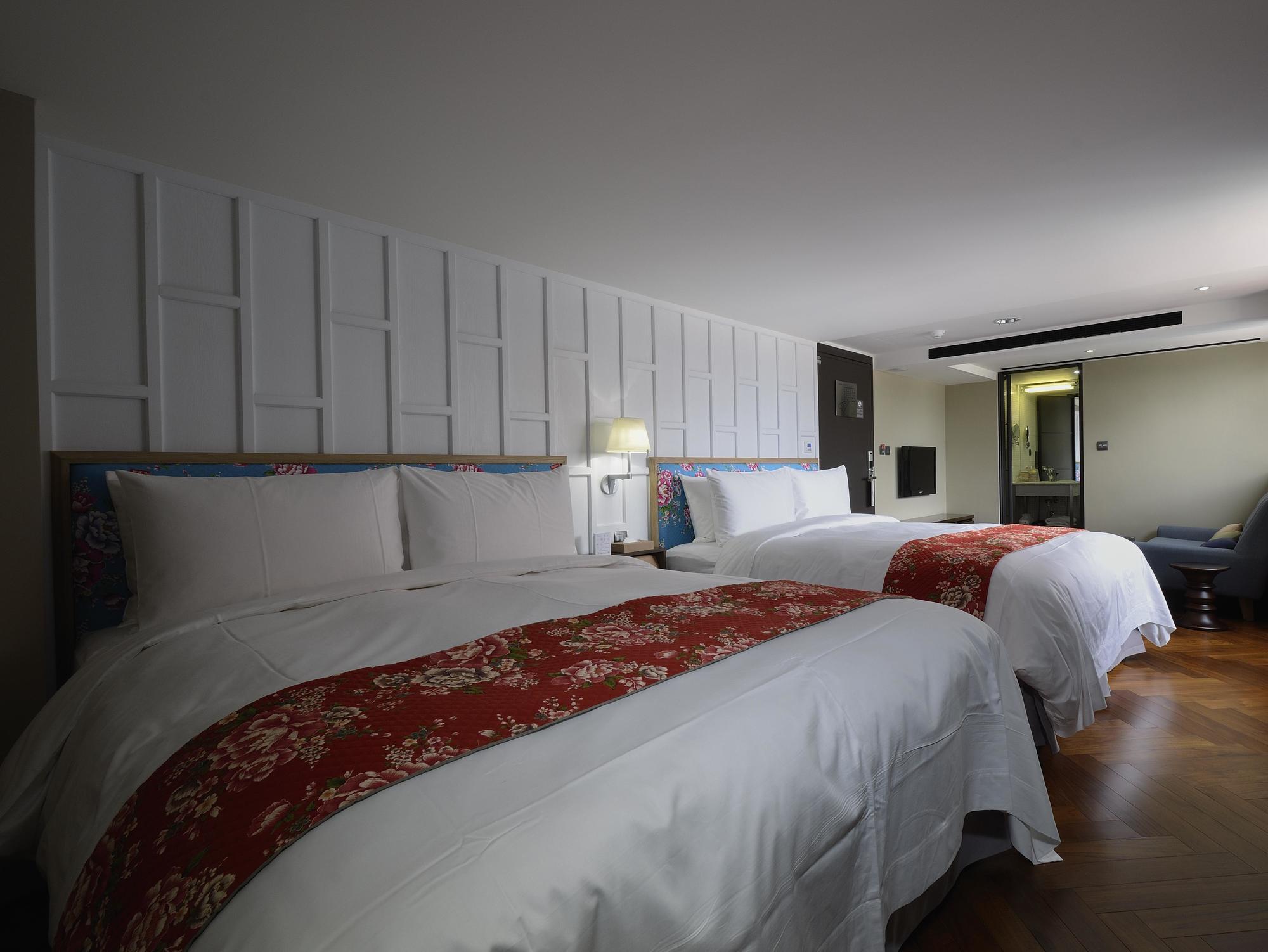 Reddot Hotel Taichung Esterno foto