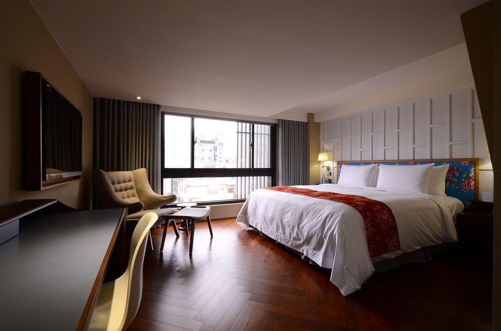 Reddot Hotel Taichung Esterno foto